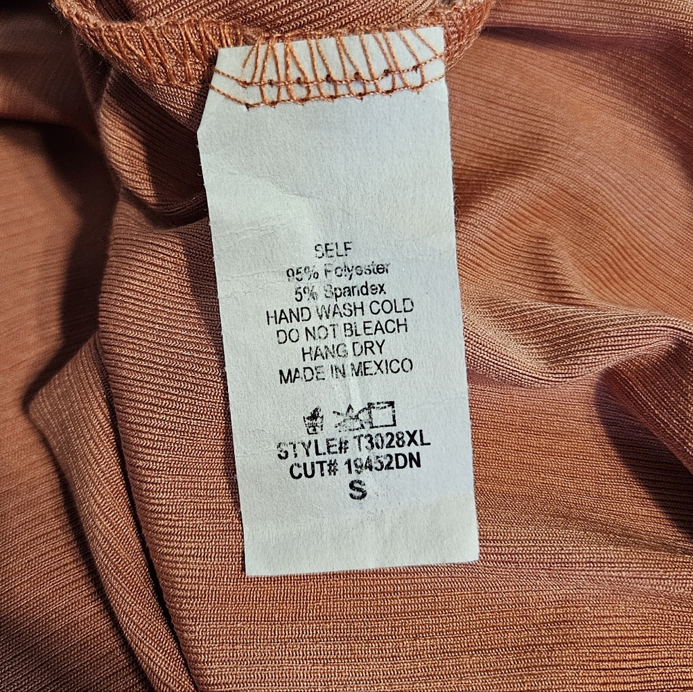 White Birch Rust Long-sleeve with Cutout Design - Picture 6 of 6